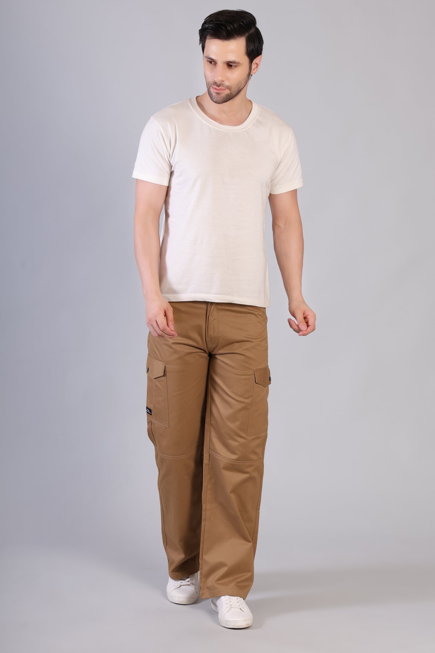 Men’s Loose Fit Classic Cargo Pants – Coffee Brown