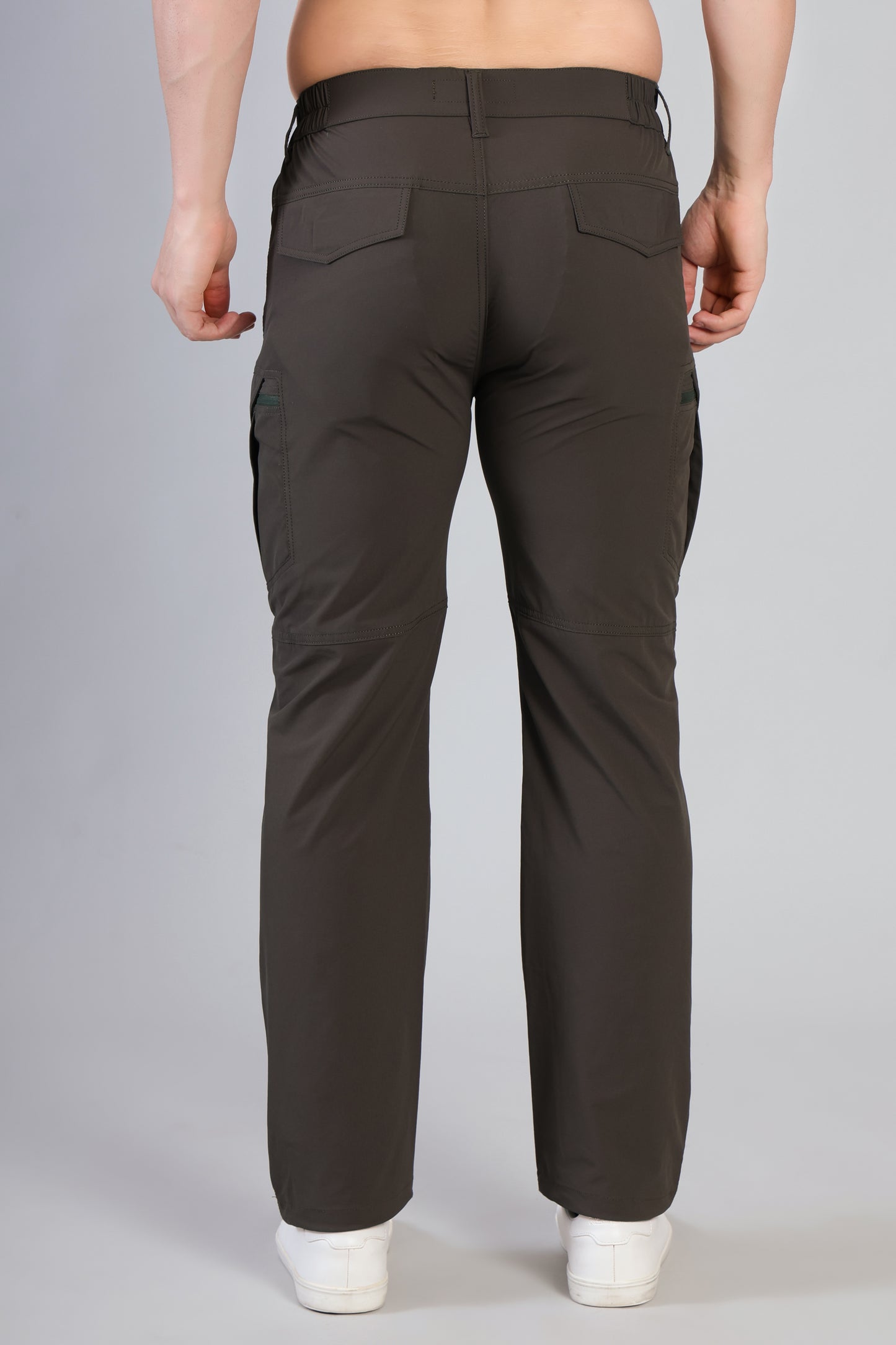 High-Performance Trekking Pants – Multi Pocket Comfort Brown (ARTICLE 5)