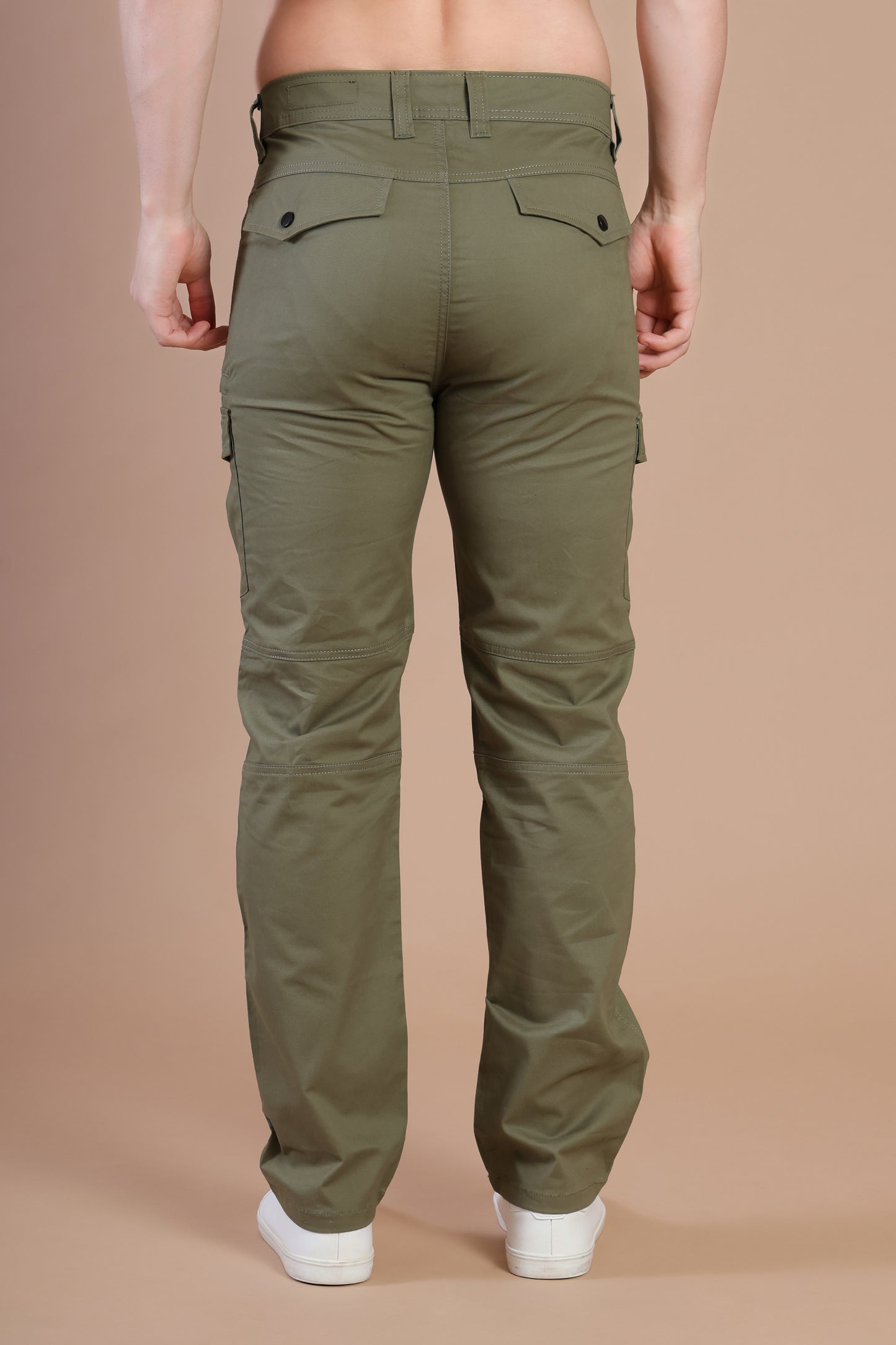 Multi-Pocket Outdoor Cargo Pants – Rugged Style Olive