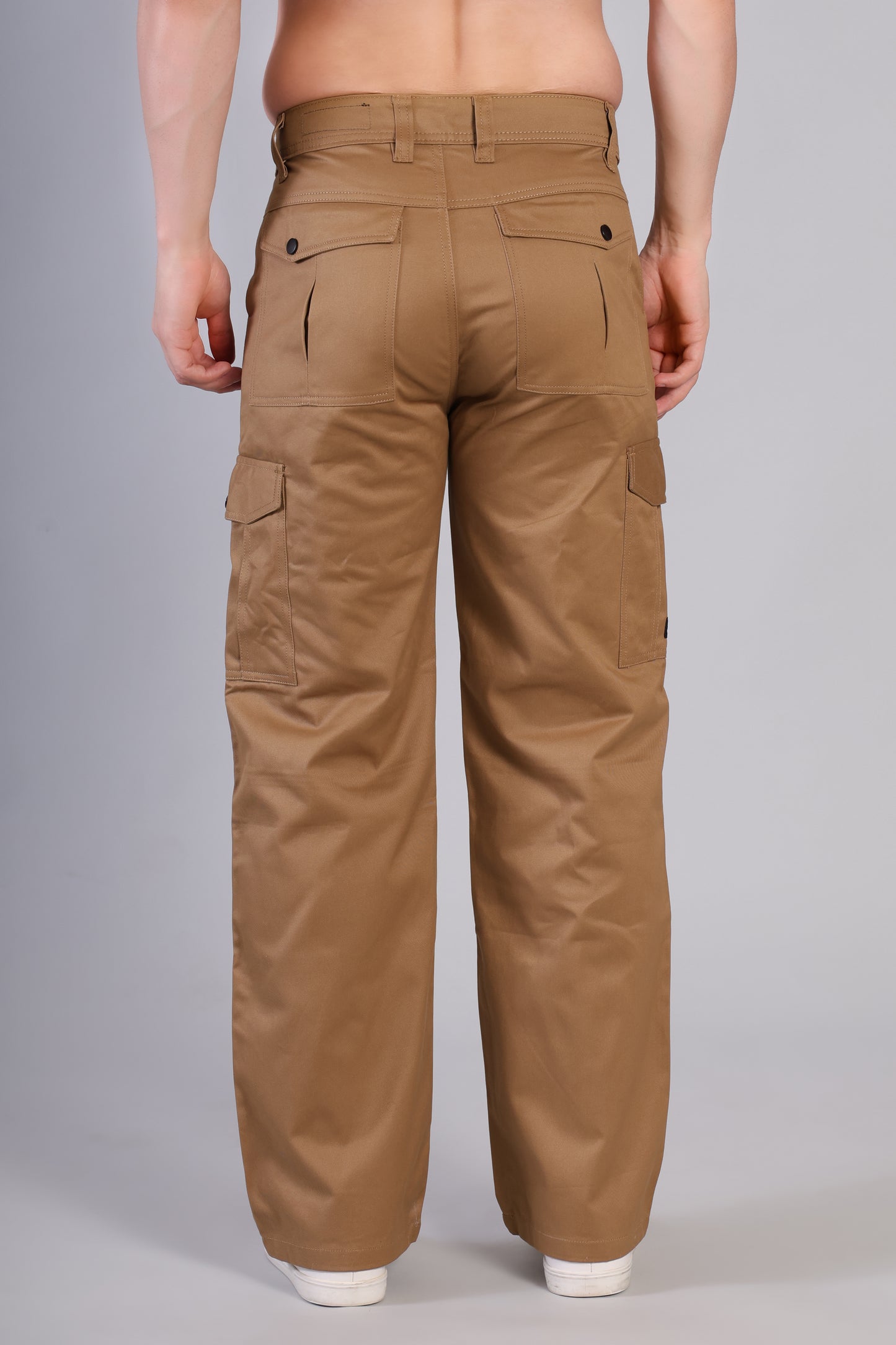 Men’s Loose Fit Classic Cargo Pants – Coffee Brown
