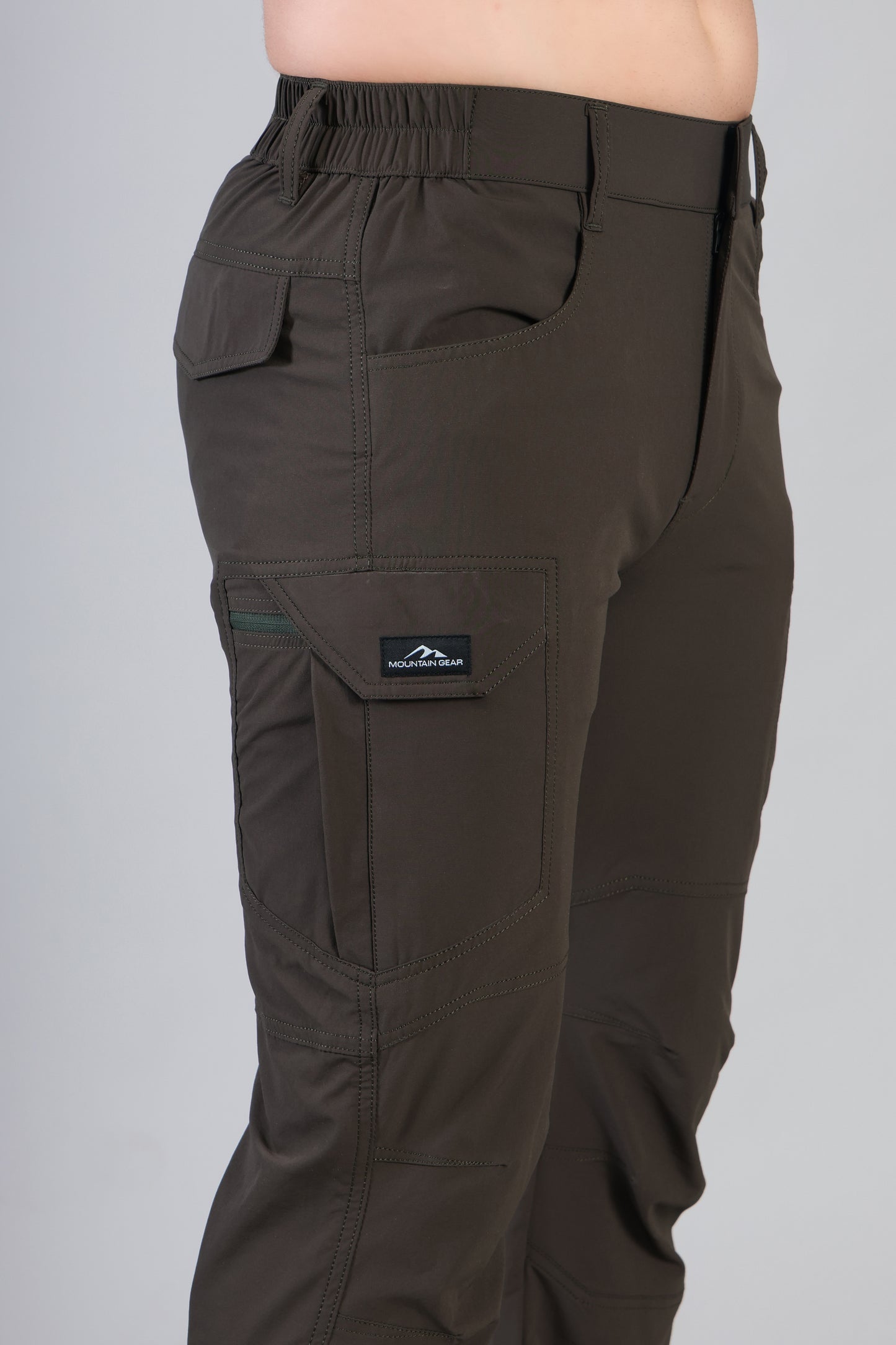 High-Performance Trekking Pants – Multi Pocket Comfort Brown