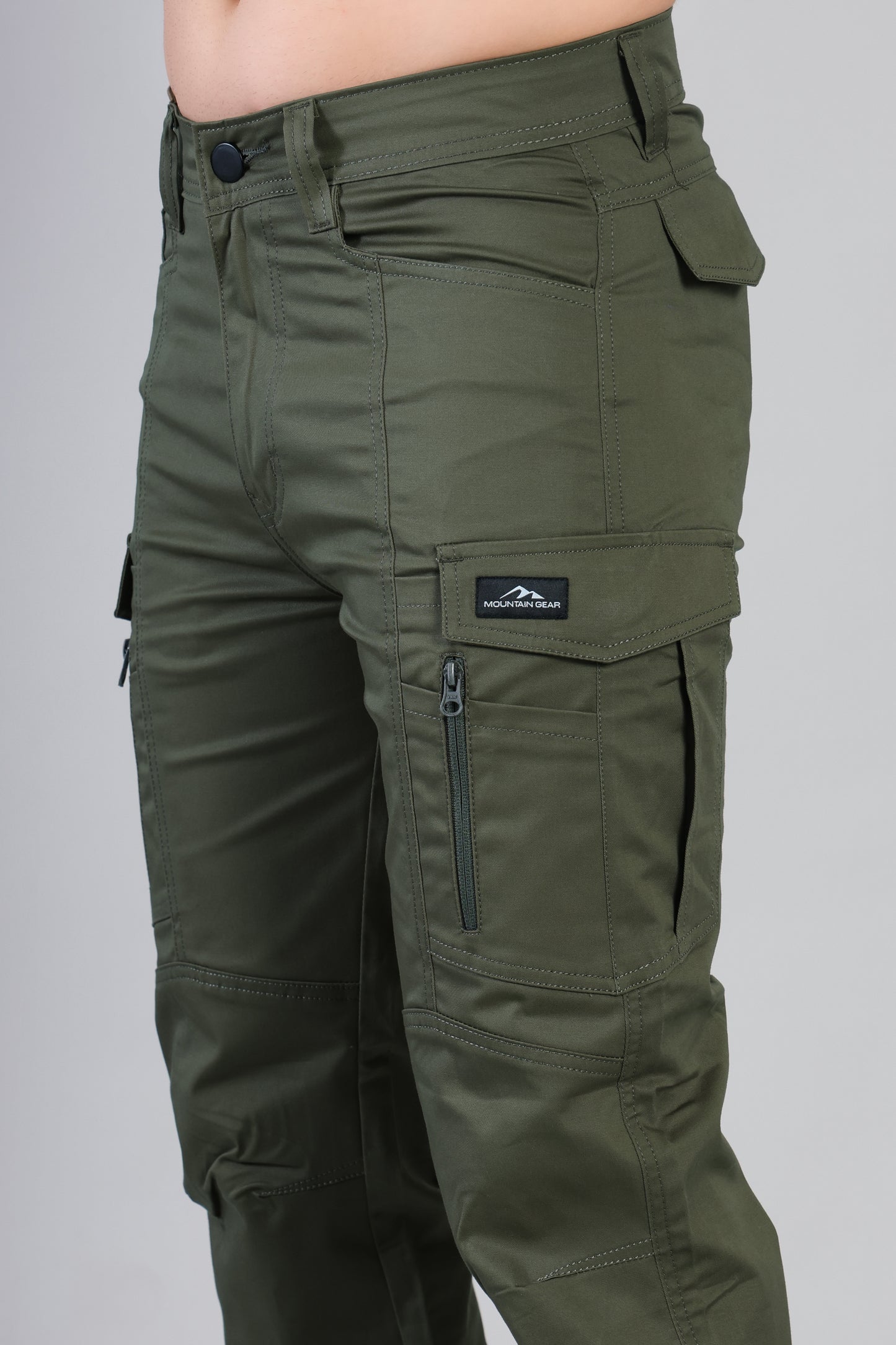 Utility Pro Tactical Cargo Pants – Rugged & Flexible Deep Green
